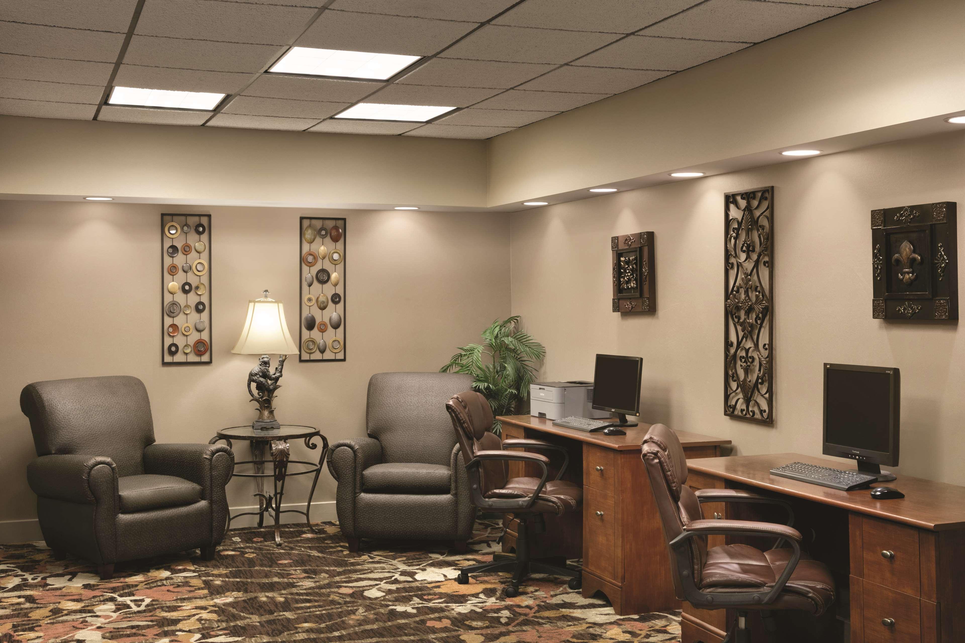 Radisson Hotel Louisville North جافرسونزفيل المظهر الداخلي الصورة